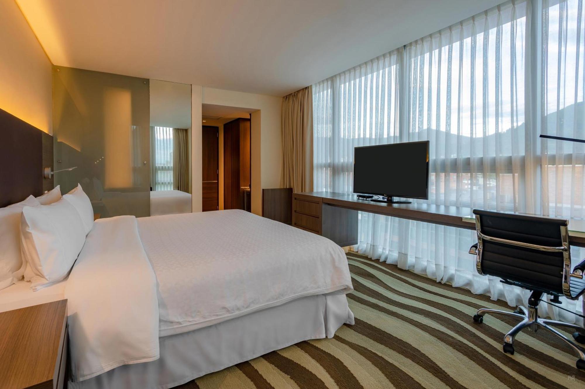 Four Points By Sheraton Bogota Ngoại thất bức ảnh